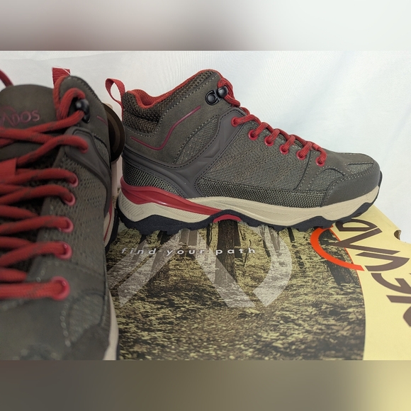 NWT Nevados Women's Hollis Mid Hiking Boots Size 6.5 - Picture 4 of 7